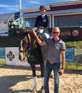 Image: 2015-08/1440511646_img-0990-low-.jpg